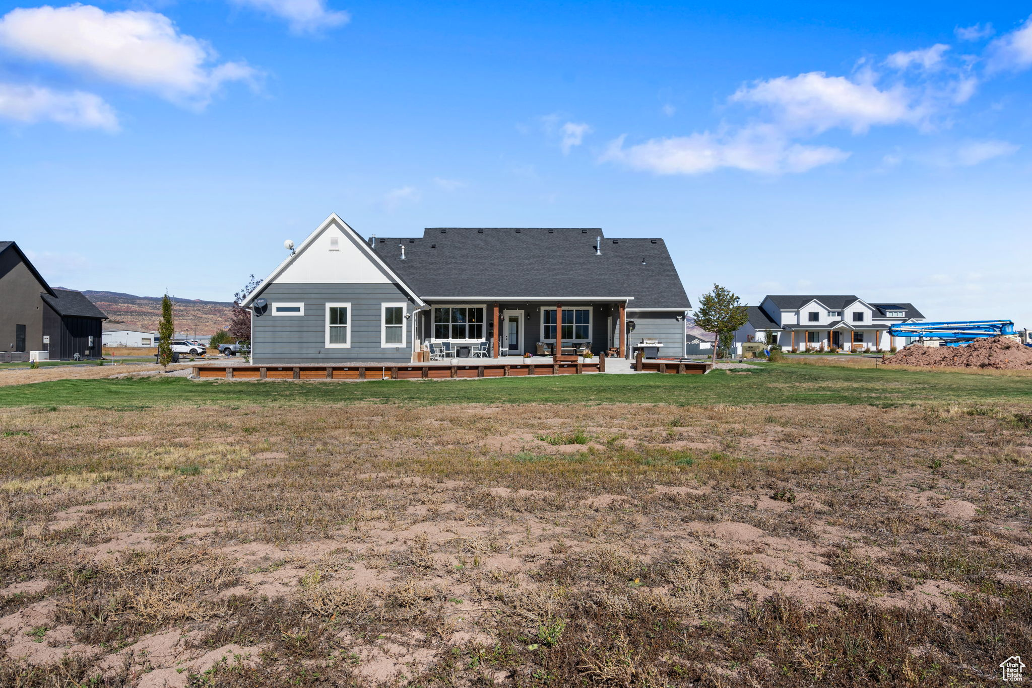 NORTH MEADOW - Residential