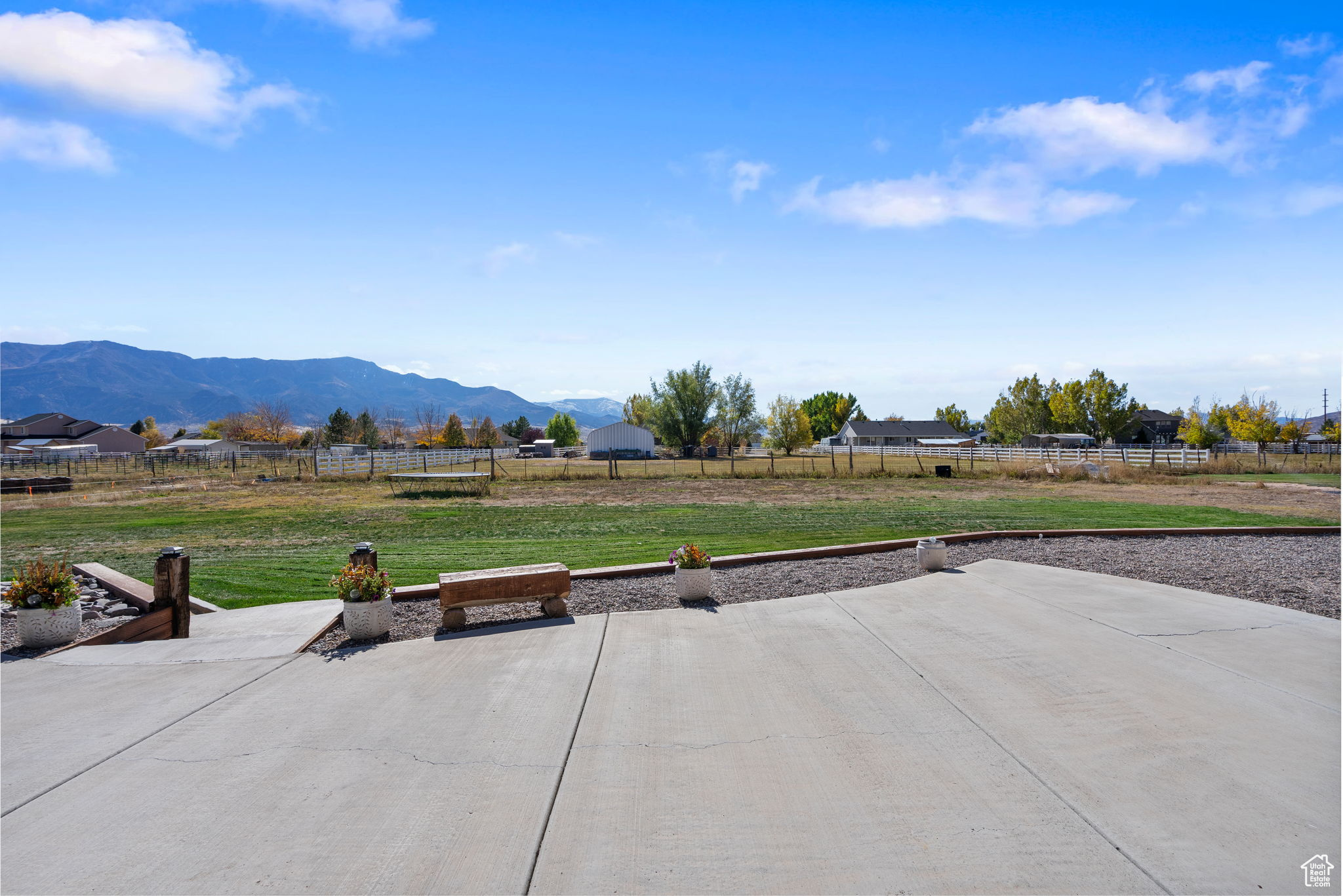 NORTH MEADOW - Residential