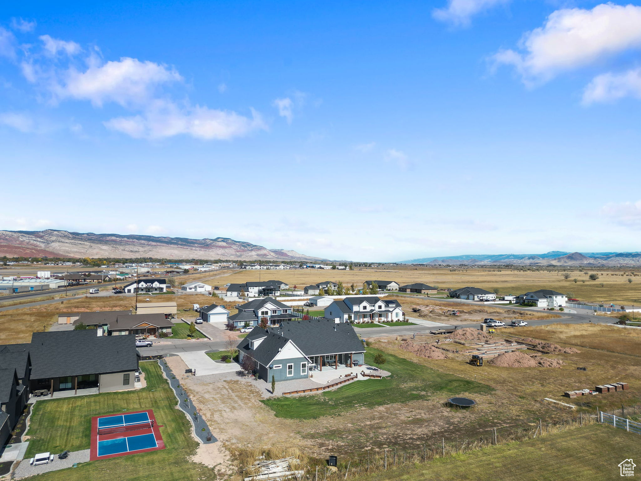 NORTH MEADOW - Residential