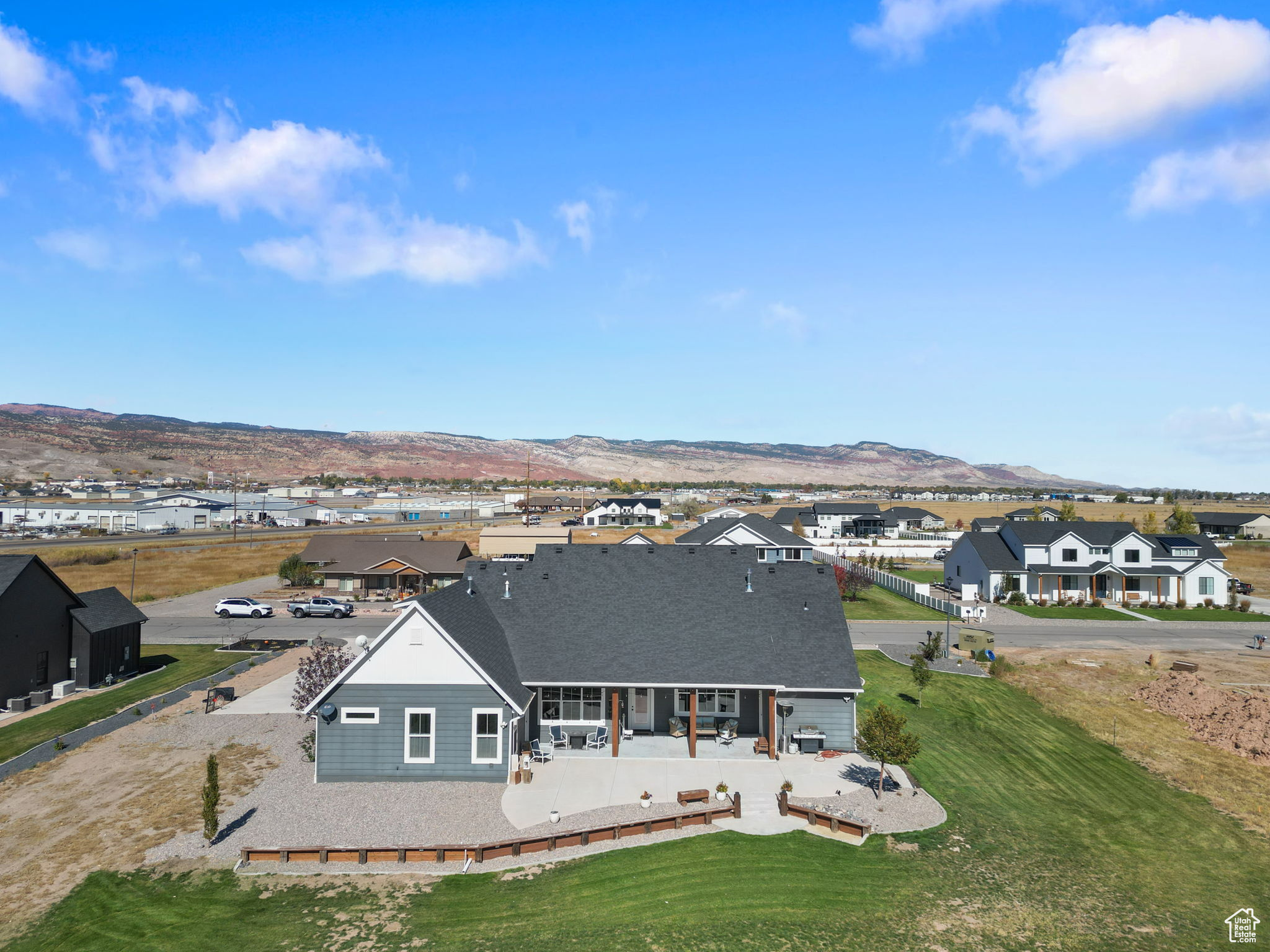 NORTH MEADOW - Residential