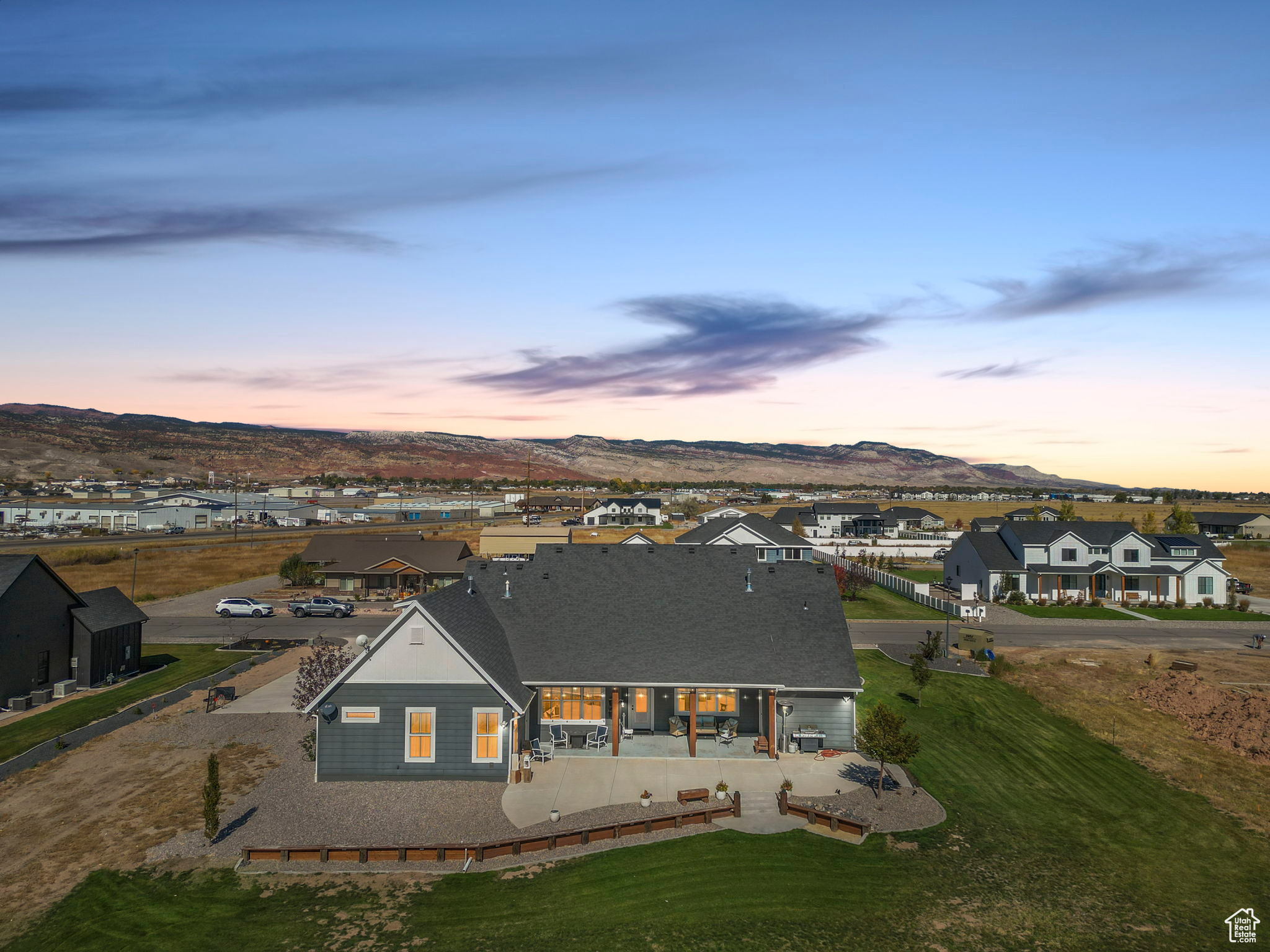 NORTH MEADOW - Residential