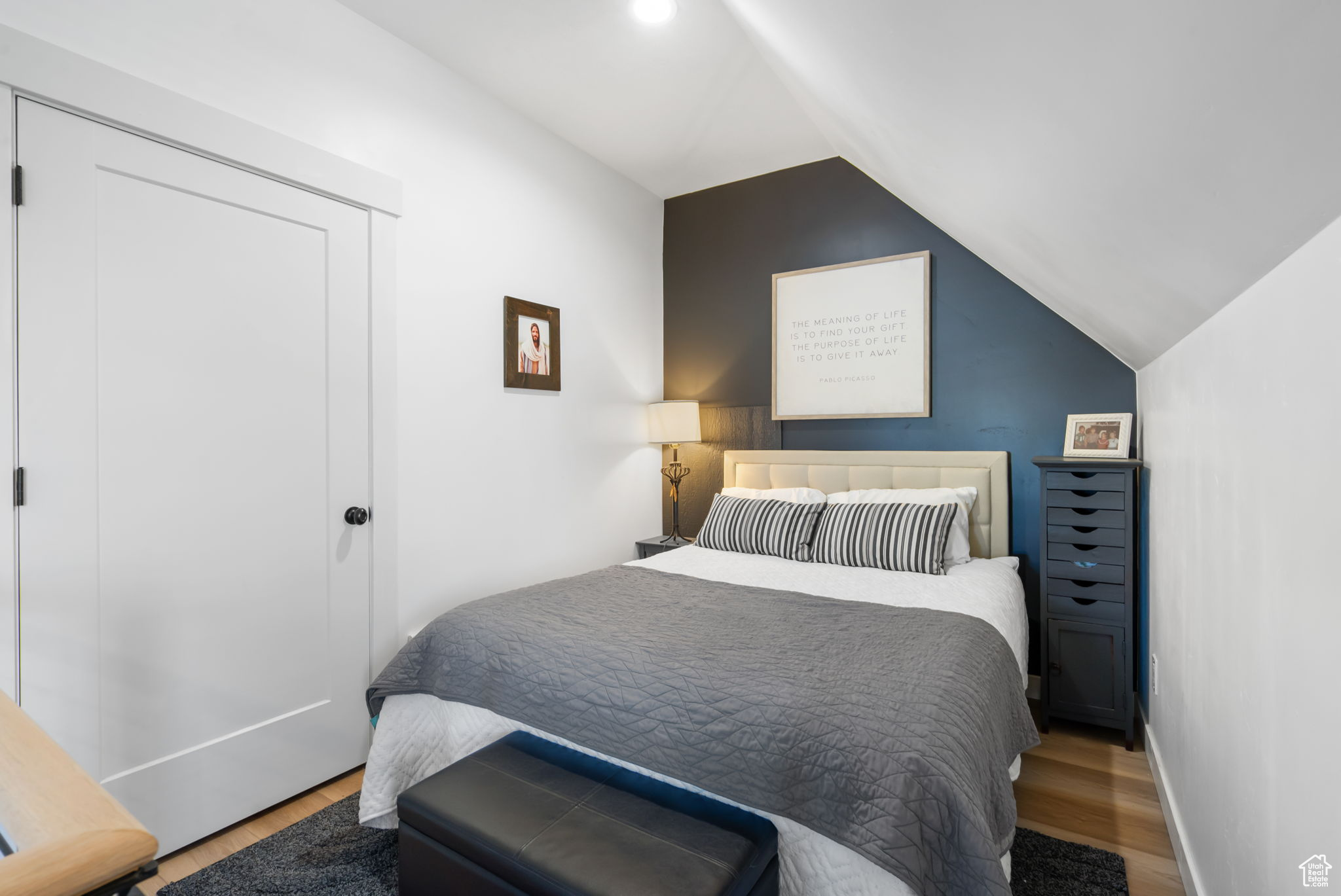 NORTH MEADOW - Residential