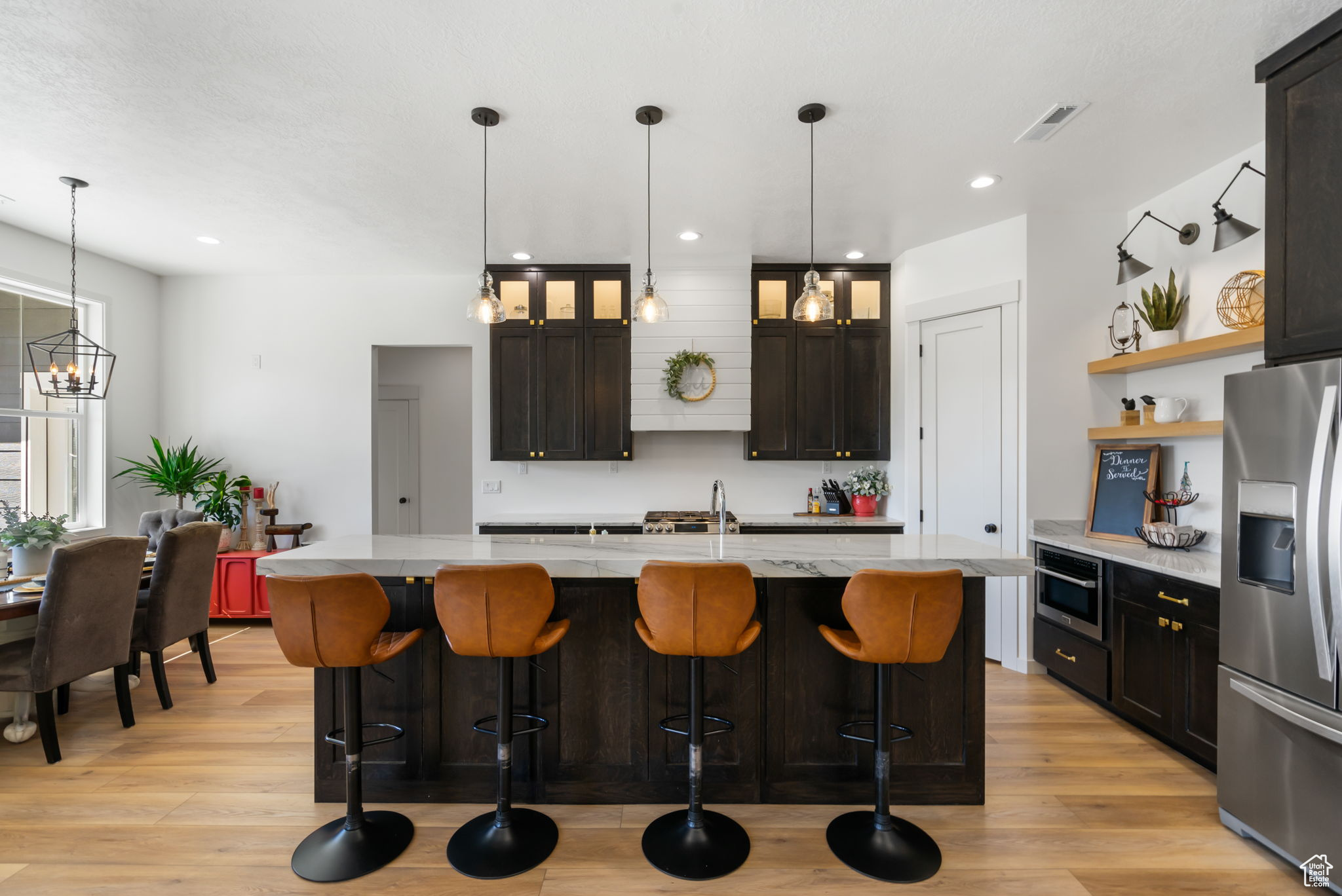 NORTH MEADOW - Residential