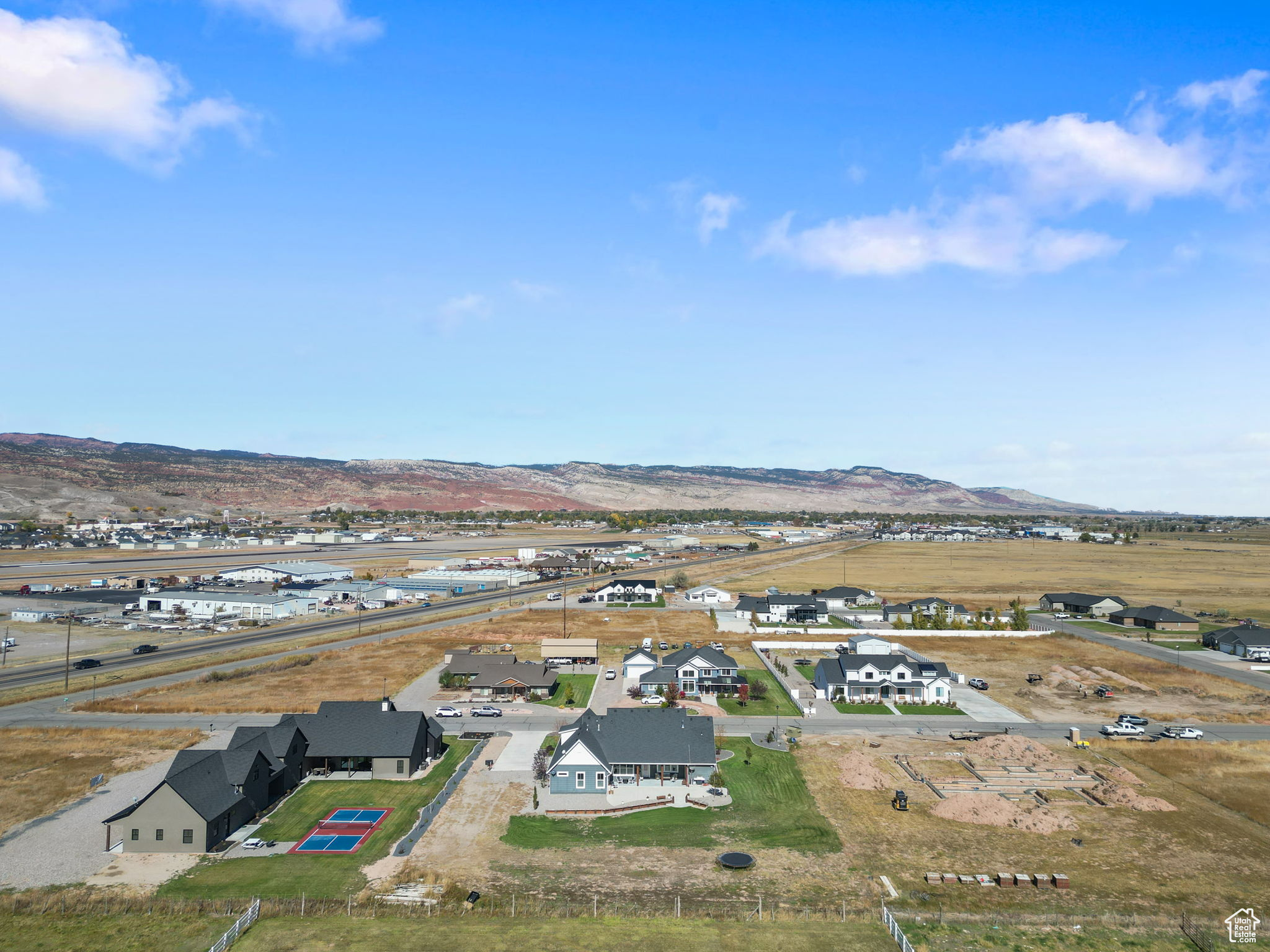 NORTH MEADOW - Residential