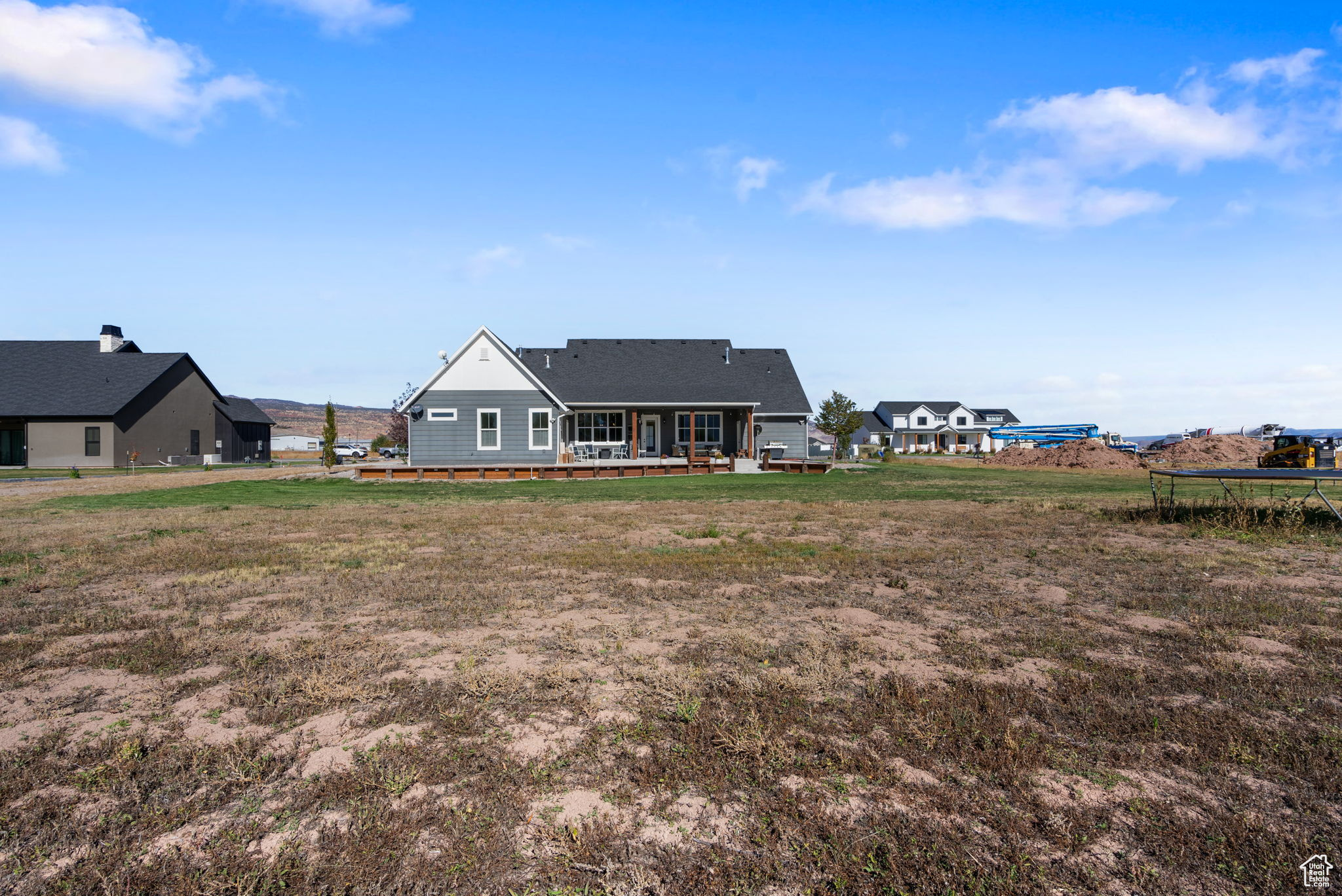 NORTH MEADOW - Residential