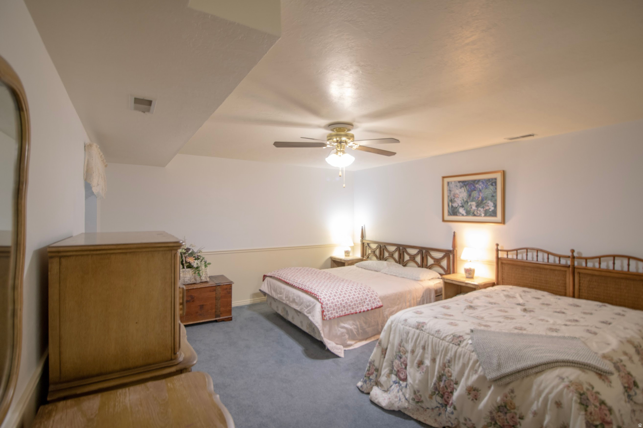 LAKECREST III - Residential