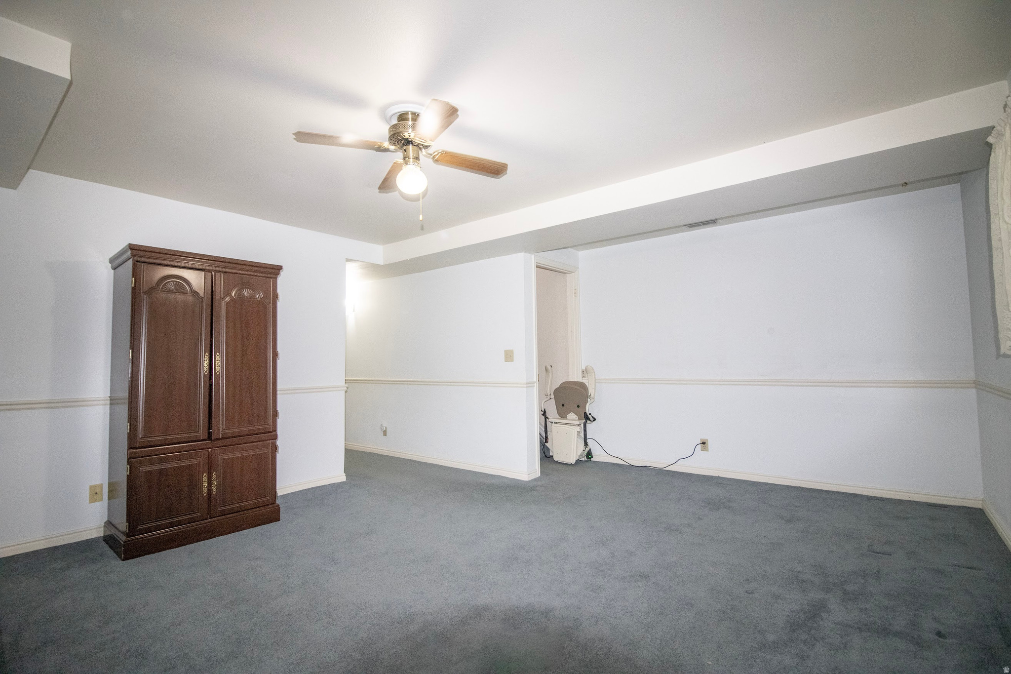 LAKECREST III - Residential