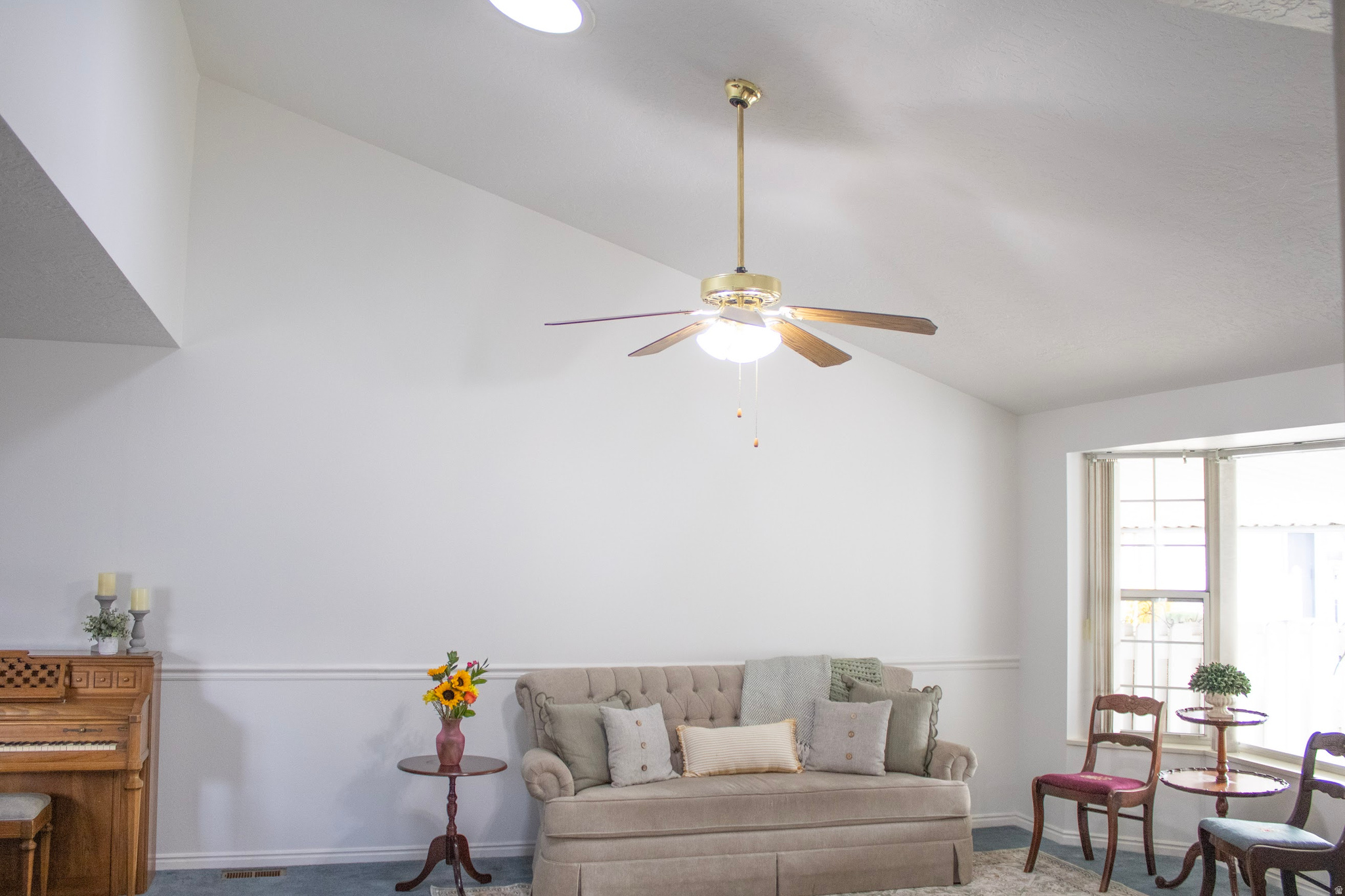 LAKECREST III - Residential