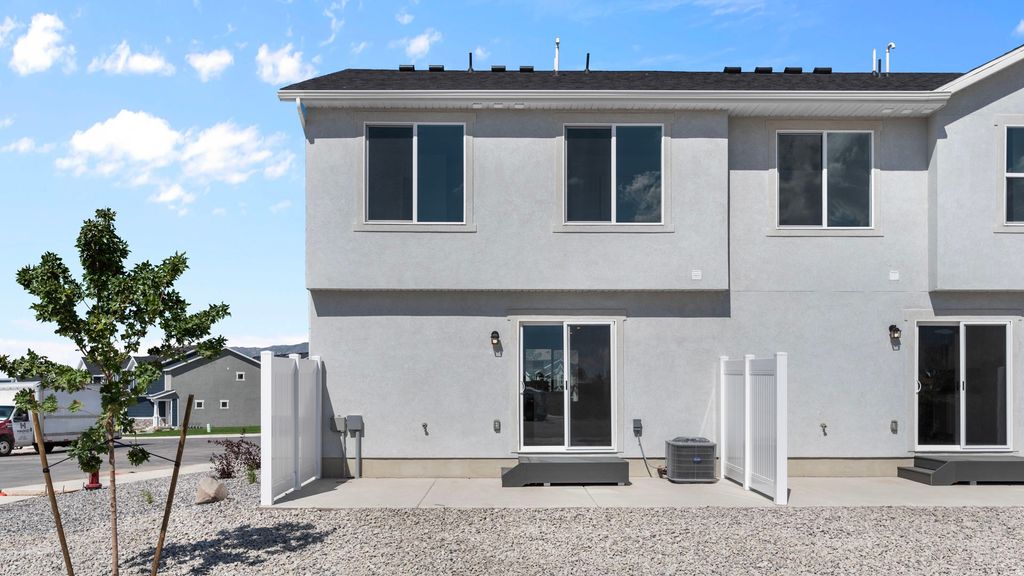 Photo of 1770 N PATCHWORK AVE #1255, Tooele, UT 84074 (MLS # 2128009)