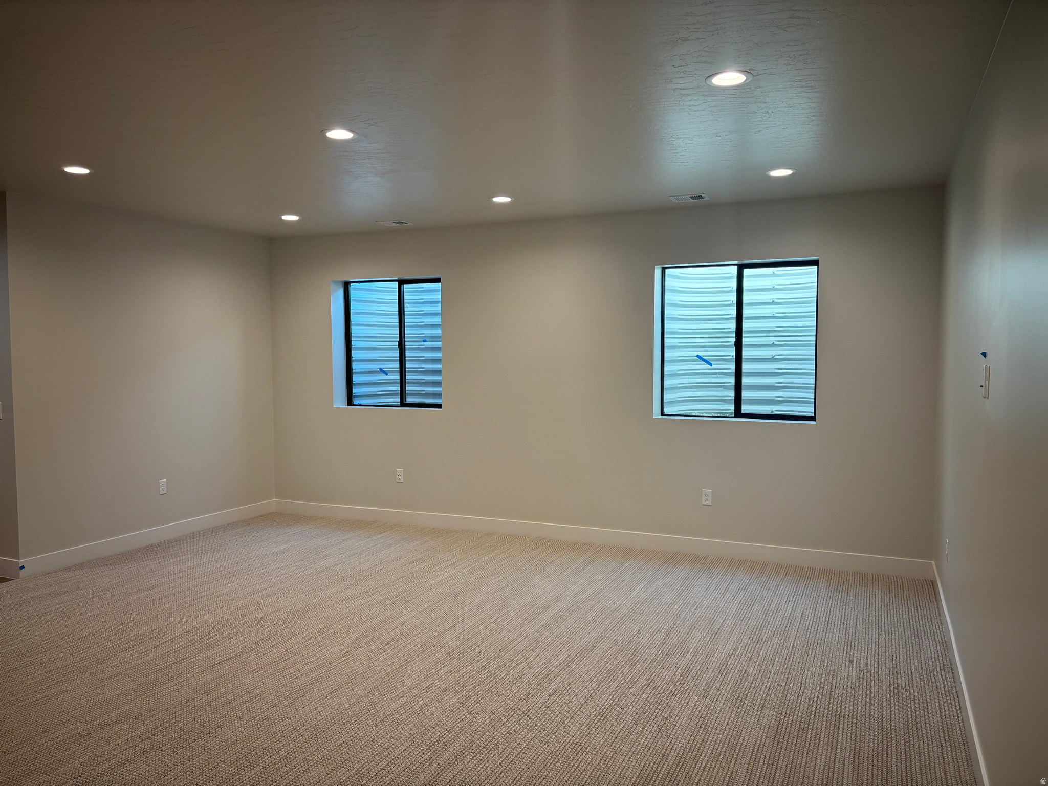 BEACON POINTE - Residential