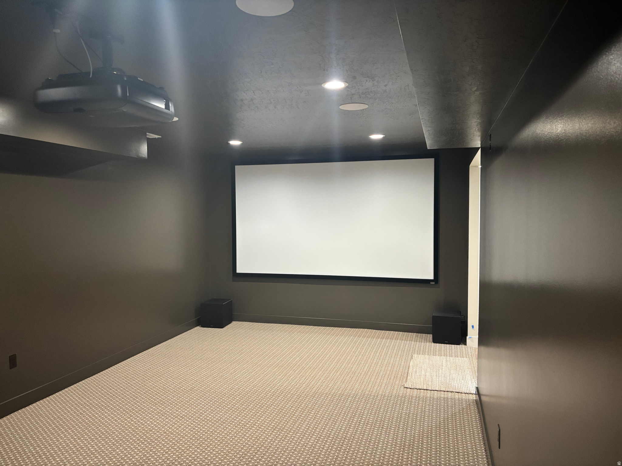 BEACON POINTE - Residential