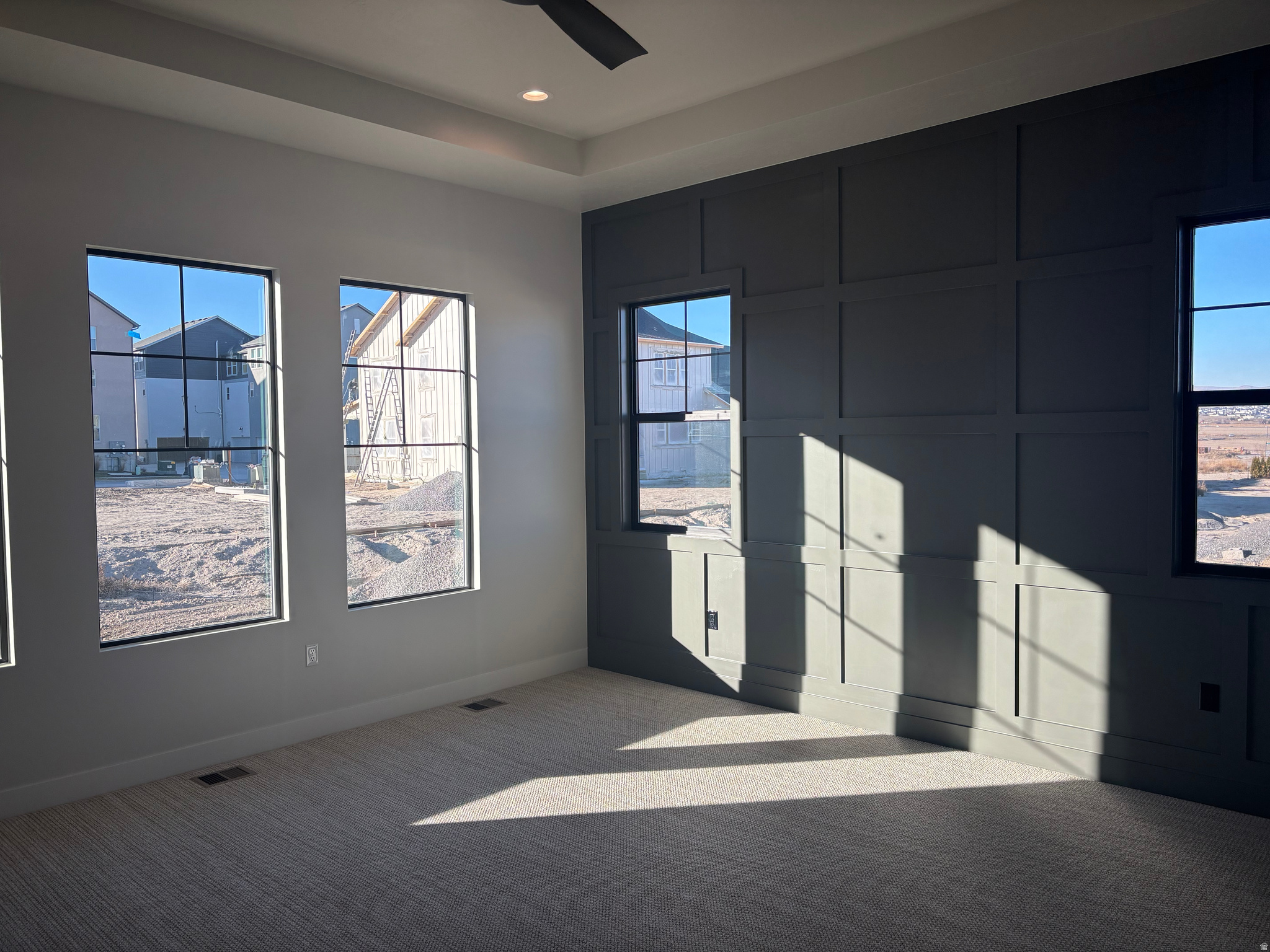 BEACON POINTE - Residential