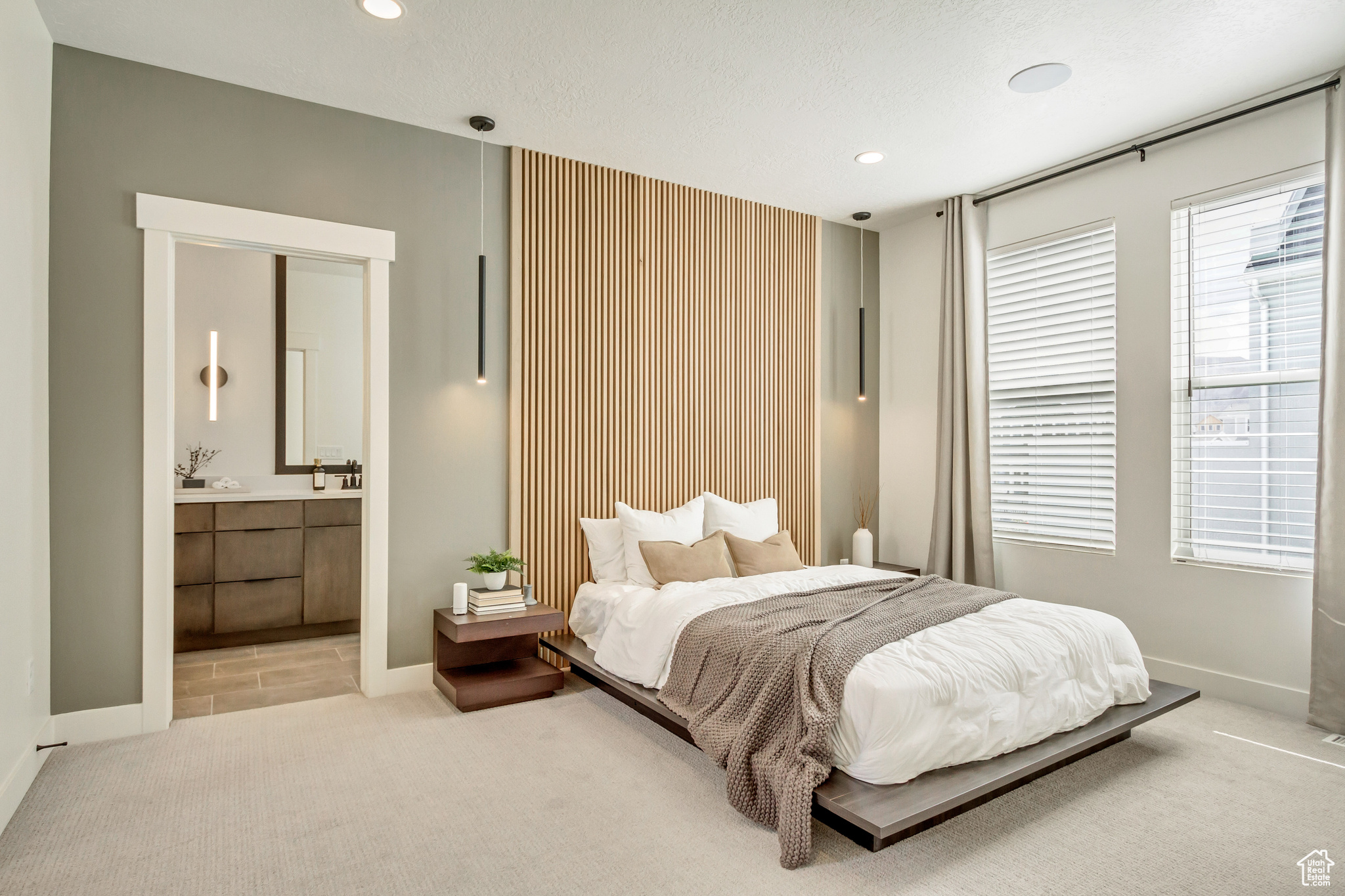 DAYBREAK - Residential