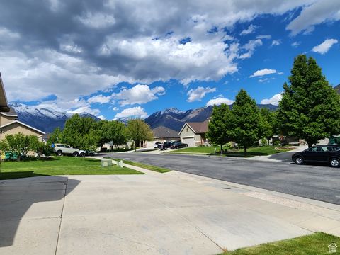 Tiny photo for 11987 N CYPRUS DR, Highland, UT 84003 (MLS # 2086395)