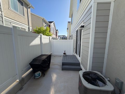 Tiny photo for 1197 W DIVIDE DR #149, Santaquin, UT 84655 (MLS # 2158609)