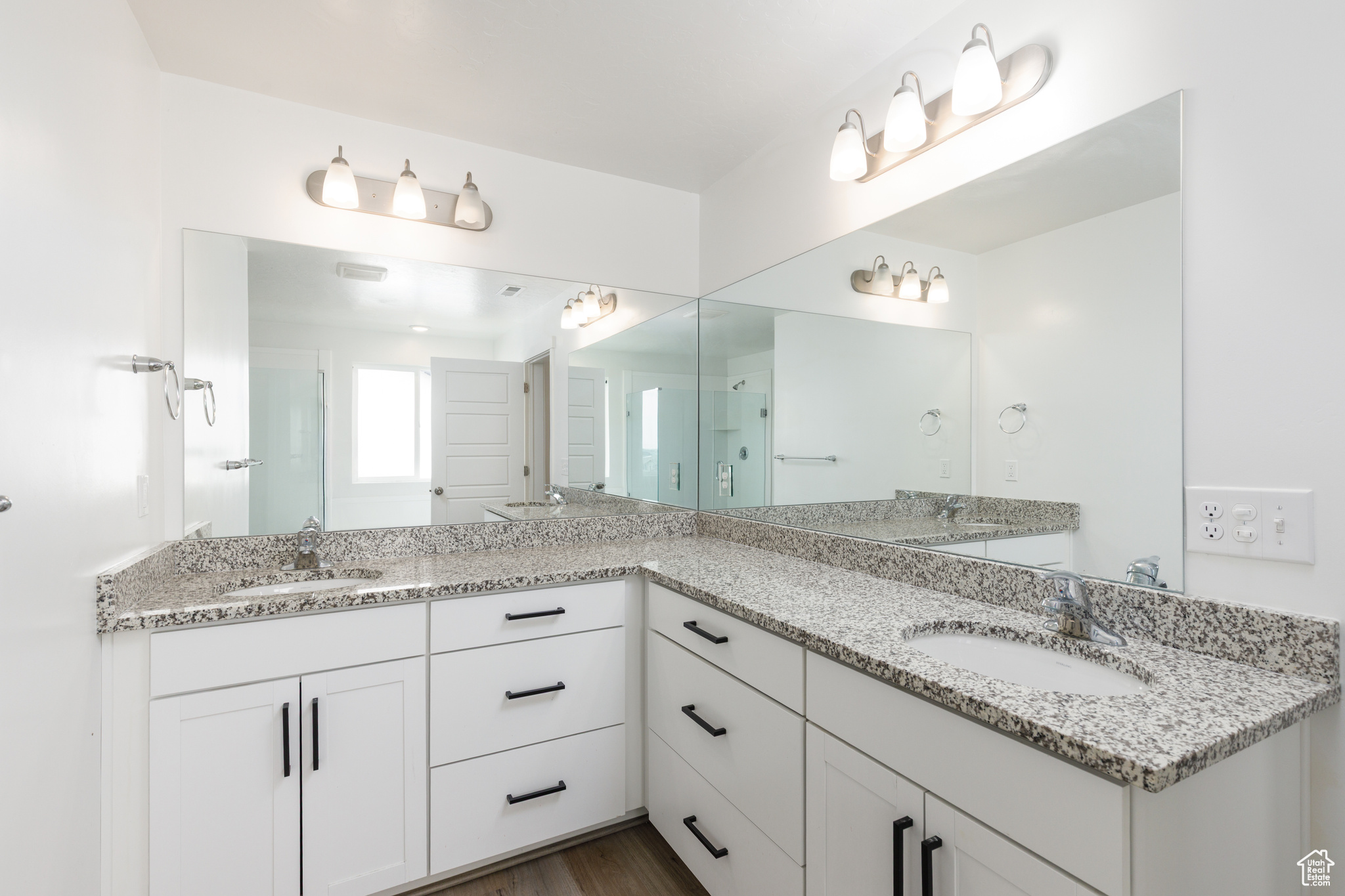 DAHLIA ESTATES - Residential