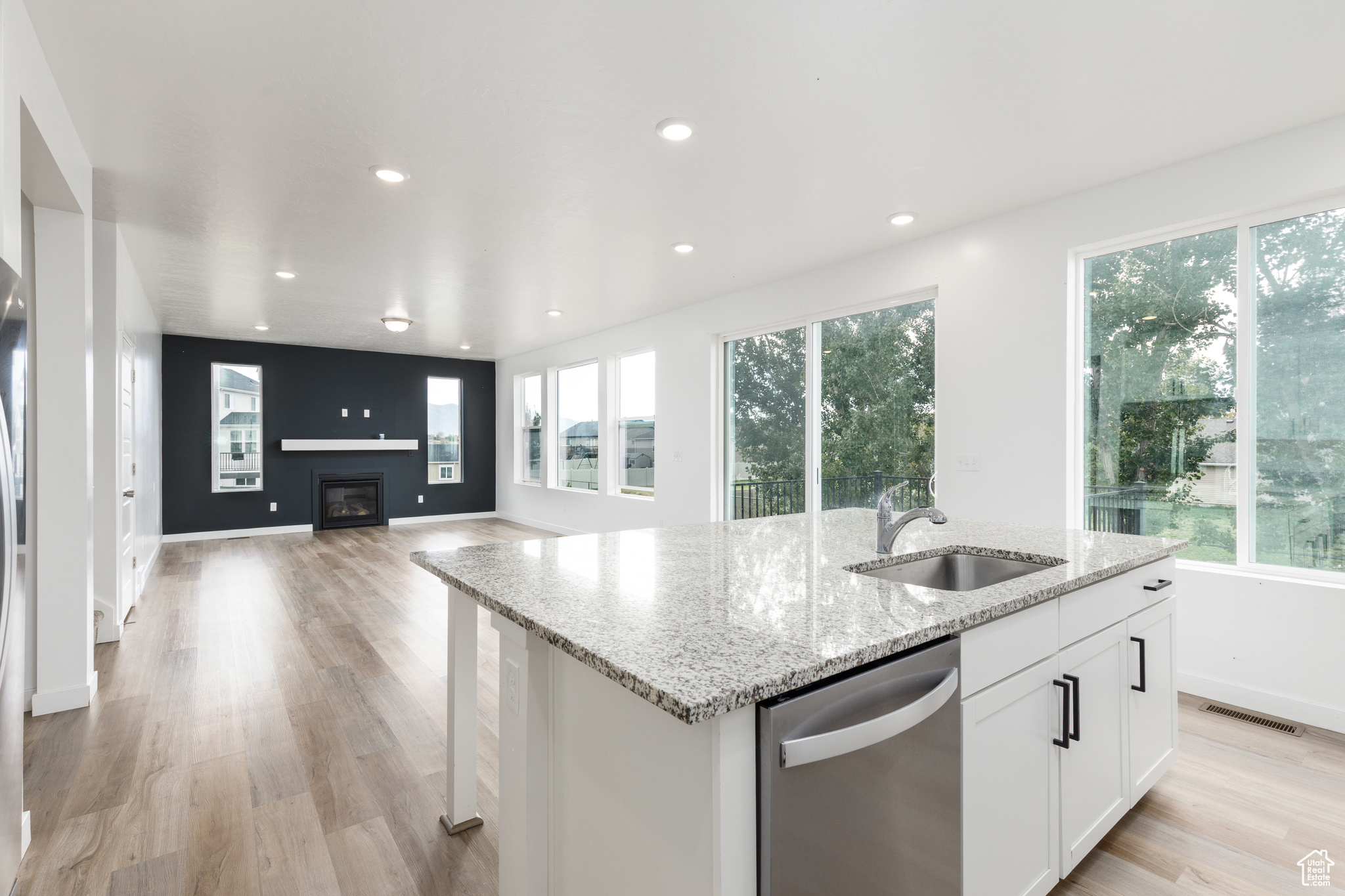 DAHLIA ESTATES - Residential