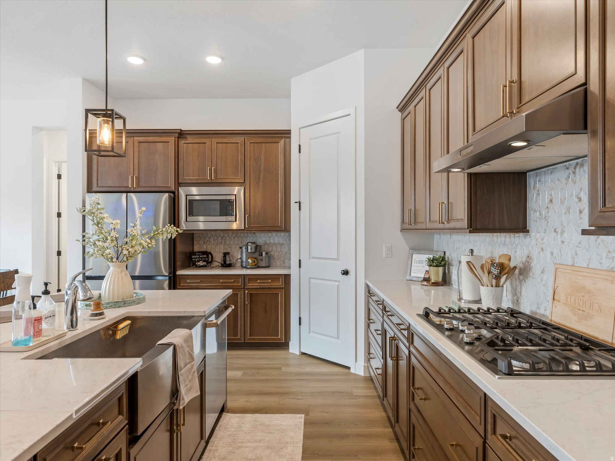 EASTRIDGE PARK - Residential