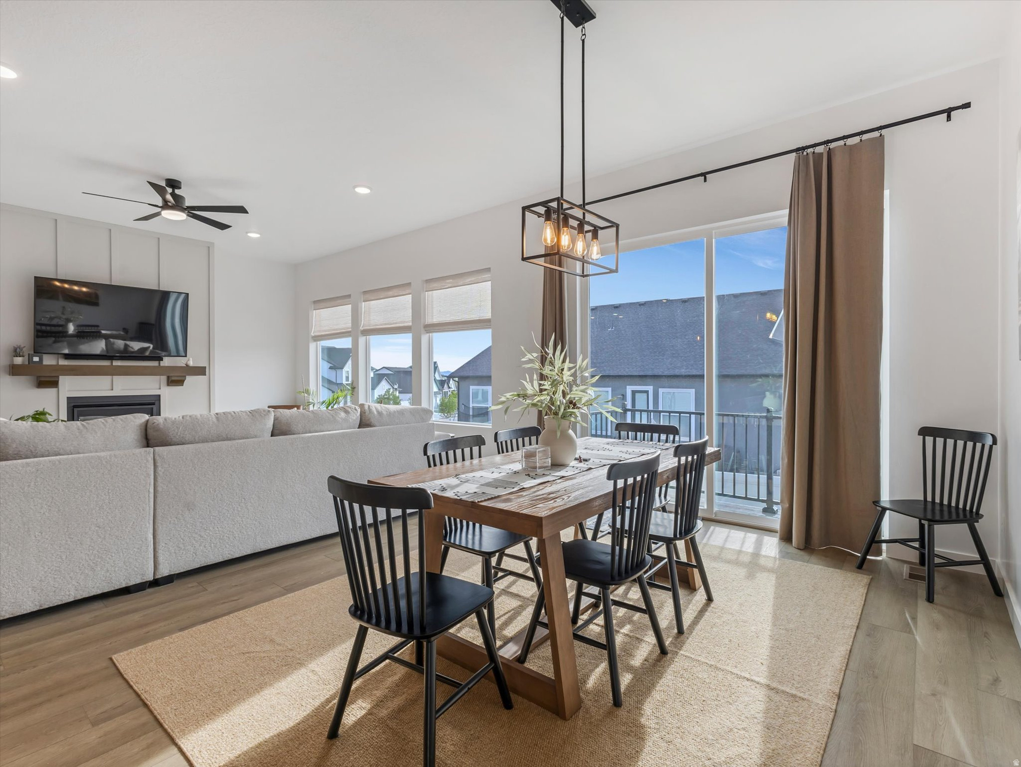 EASTRIDGE PARK - Residential