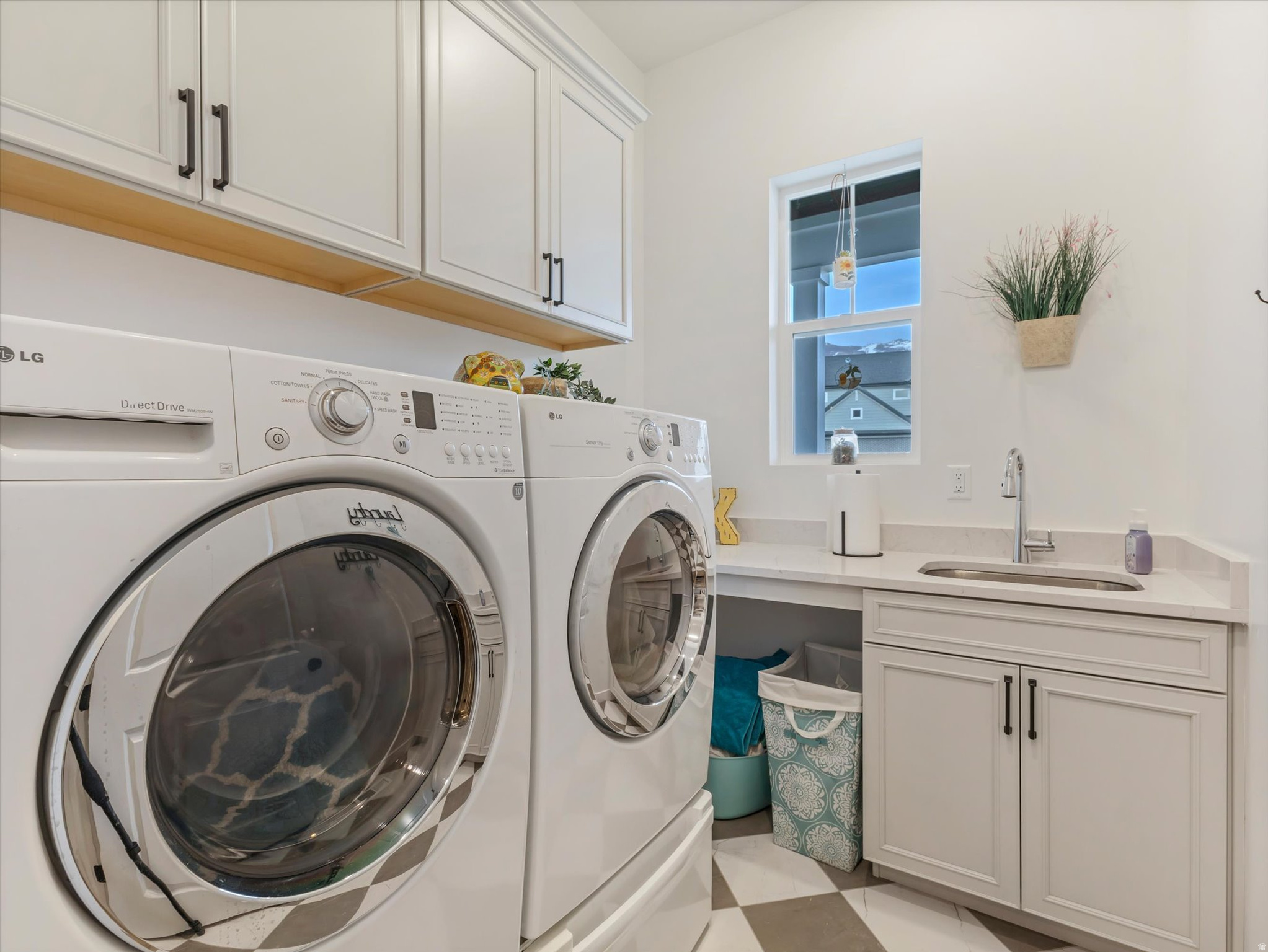 EASTRIDGE PARK - Residential