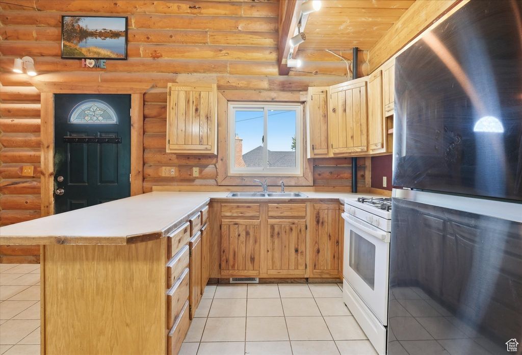 Photo of 371 S 100 E, Richmond, UT 84333 (MLS # 2116259)