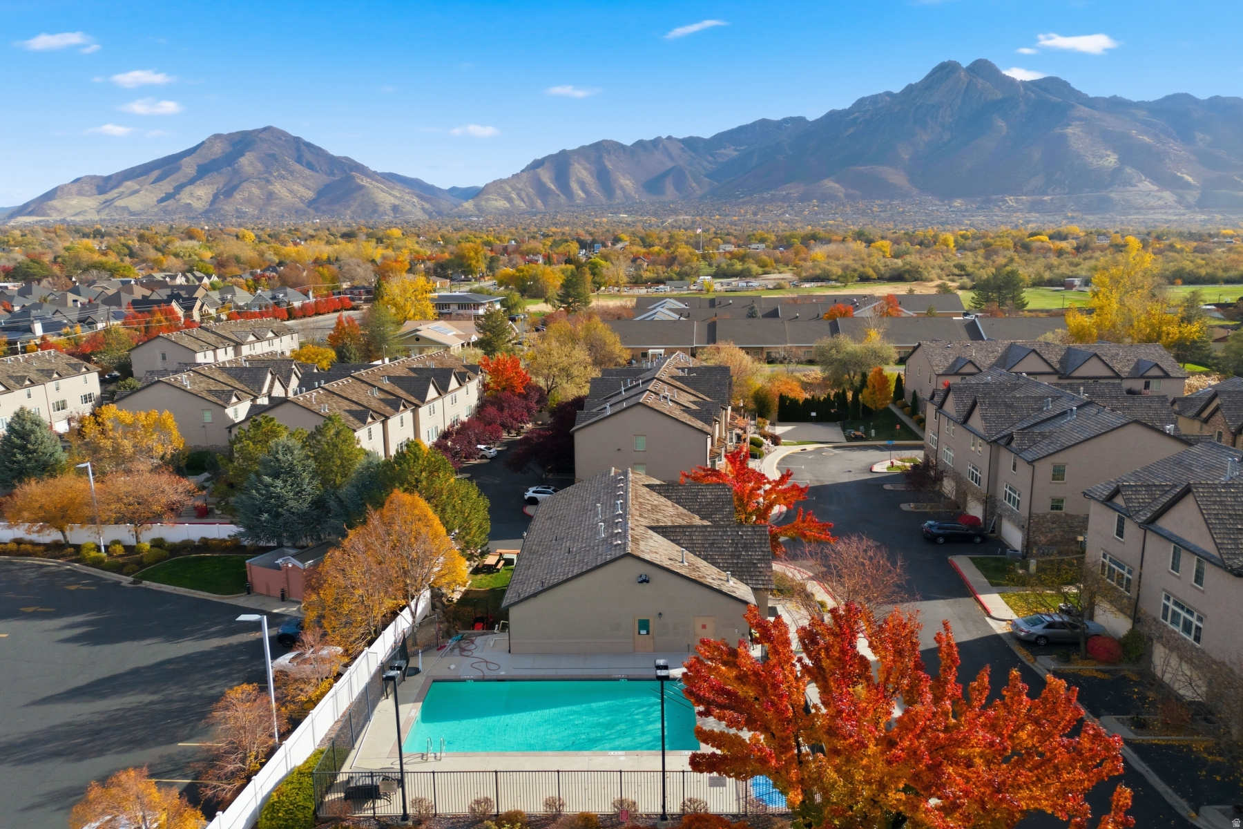 Millcreek, Utah 84117, United States, 3 Bedrooms Bedrooms, ,3 BathroomsBathrooms,Residential,Active,240731