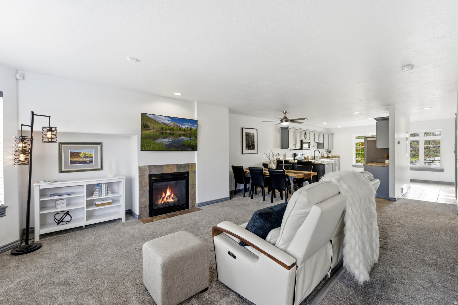 Millcreek, Utah 84117, United States, 3 Bedrooms Bedrooms, ,3 BathroomsBathrooms,Residential,Active,240731