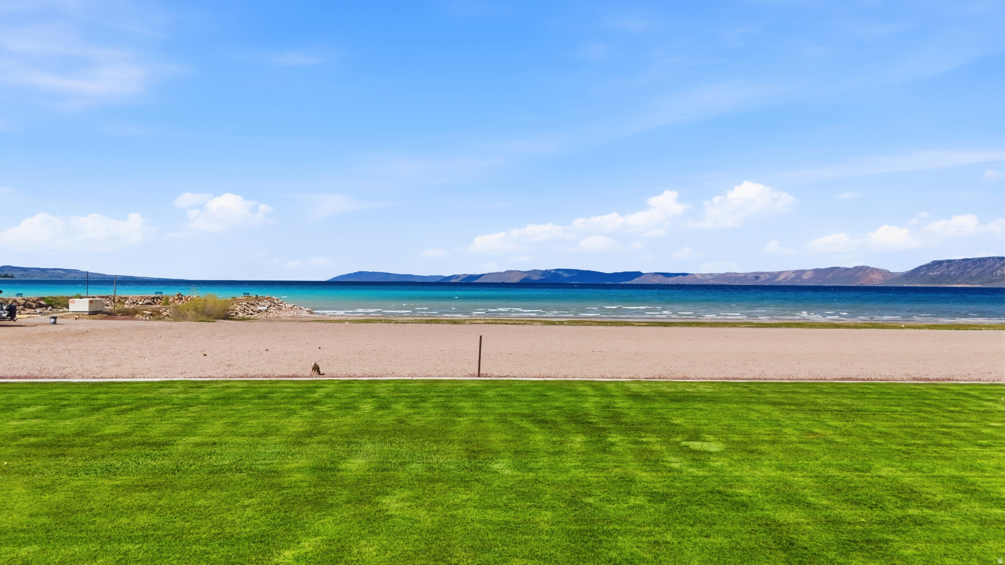 IDEAL BEACH - Residential