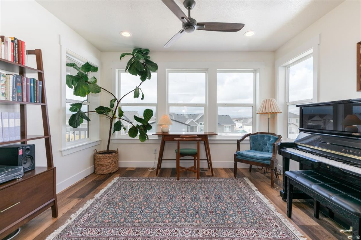 SUNRISE ACRES 3 - Residential