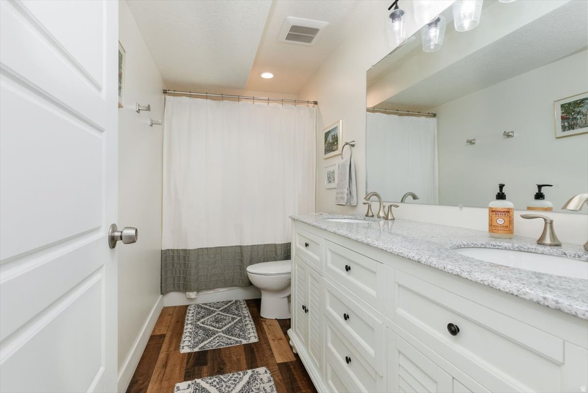 SUNRISE ACRES 3 - Residential