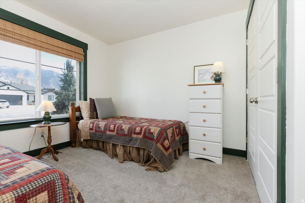 SUNRISE ACRES 3 - Residential