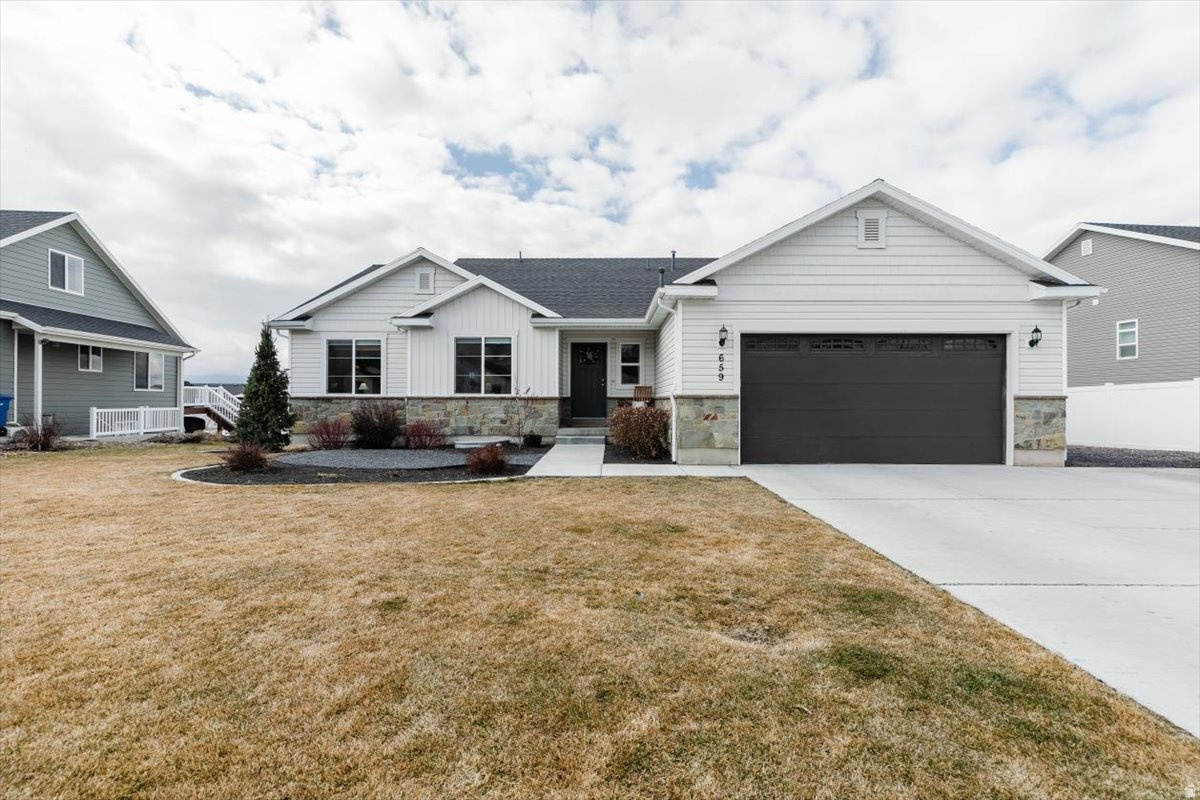 SUNRISE ACRES 3 - Residential