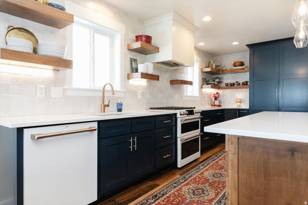 SUNRISE ACRES 3 - Residential