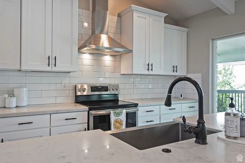 Tiny photo for 2200 S WASATCH DR, Salt Lake City, UT 84109 (MLS # 2115263)