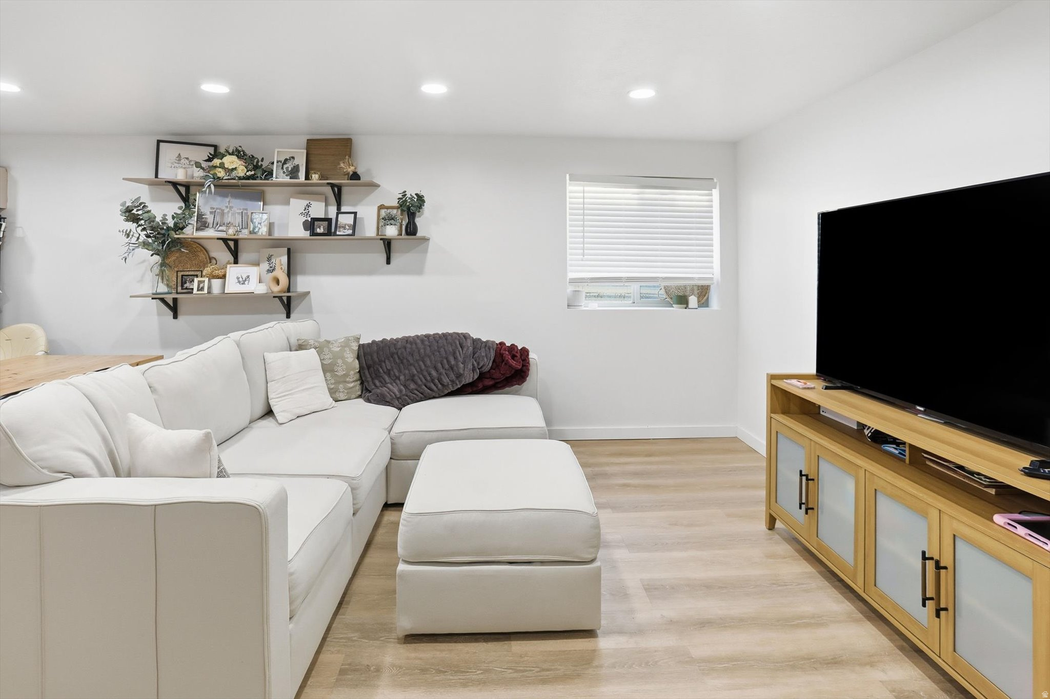 BRIDGEWAY ISLAND SUB - Residential