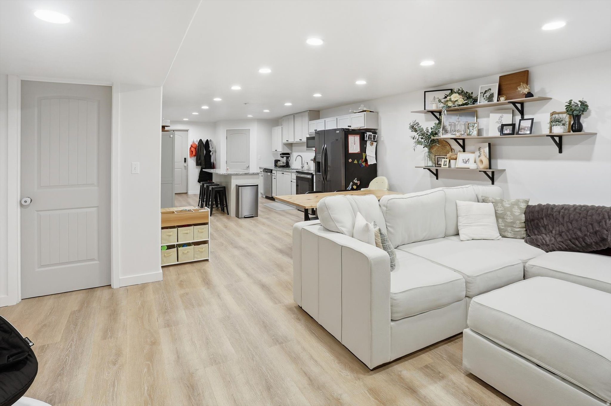 BRIDGEWAY ISLAND SUB - Residential