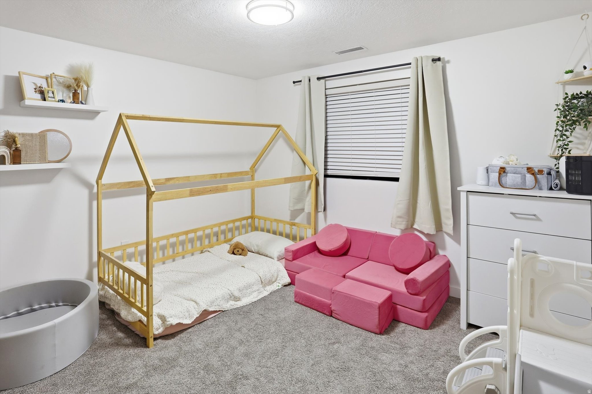 BRIDGEWAY ISLAND SUB - Residential