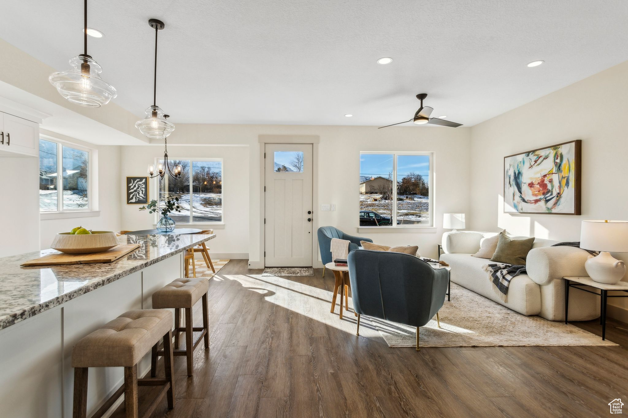 345 E 100, Santaquin, Utah image 2