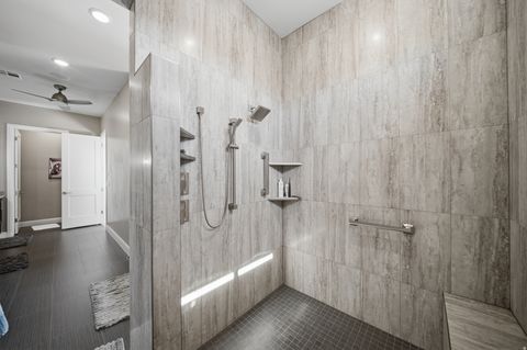 Tiny photo for 1938 N OUTLOOK DR, Washington, UT 84780 (MLS # 2153889)