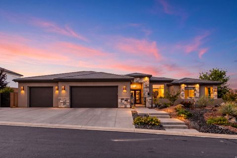 Tiny photo for 1938 N OUTLOOK DR, Washington, UT 84780 (MLS # 2153889)