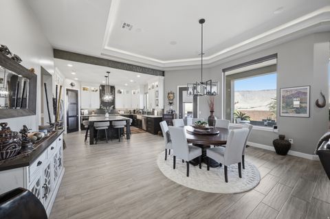 Tiny photo for 1938 N OUTLOOK DR, Washington, UT 84780 (MLS # 2153889)