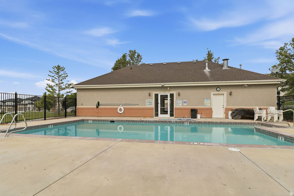 HARVEST HILL - Residential