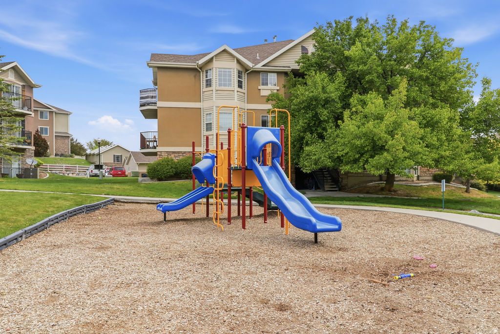 HARVEST HILL - Residential