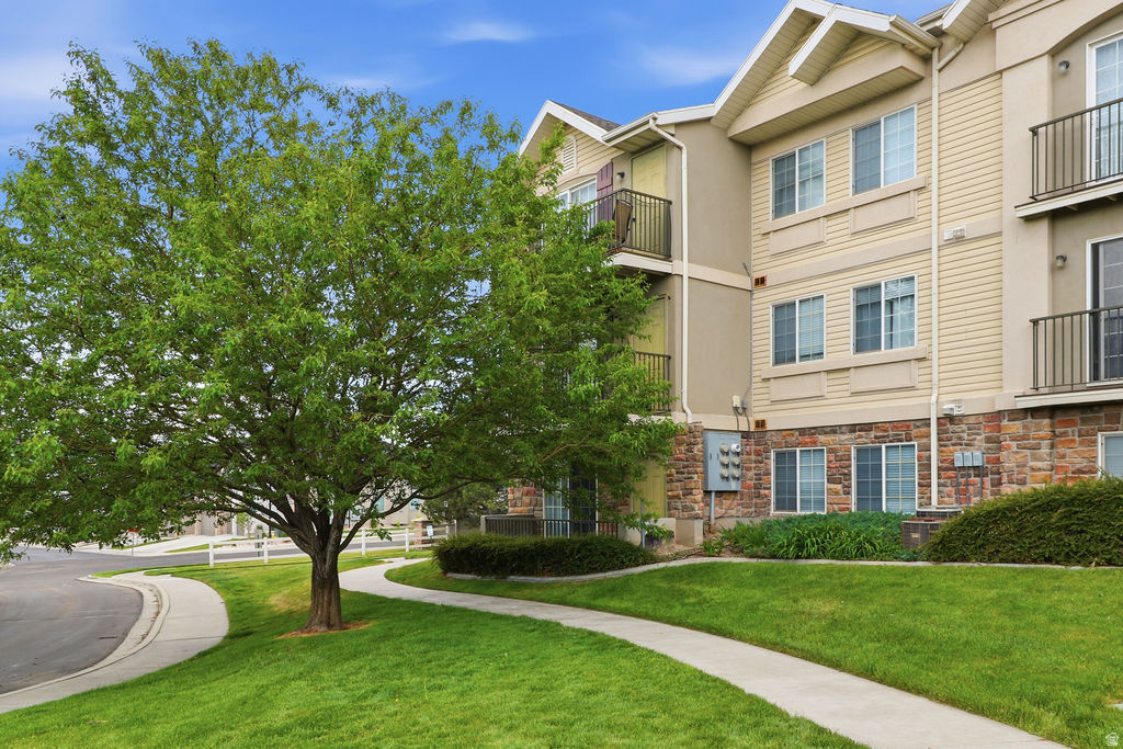 HARVEST HILL - Residential