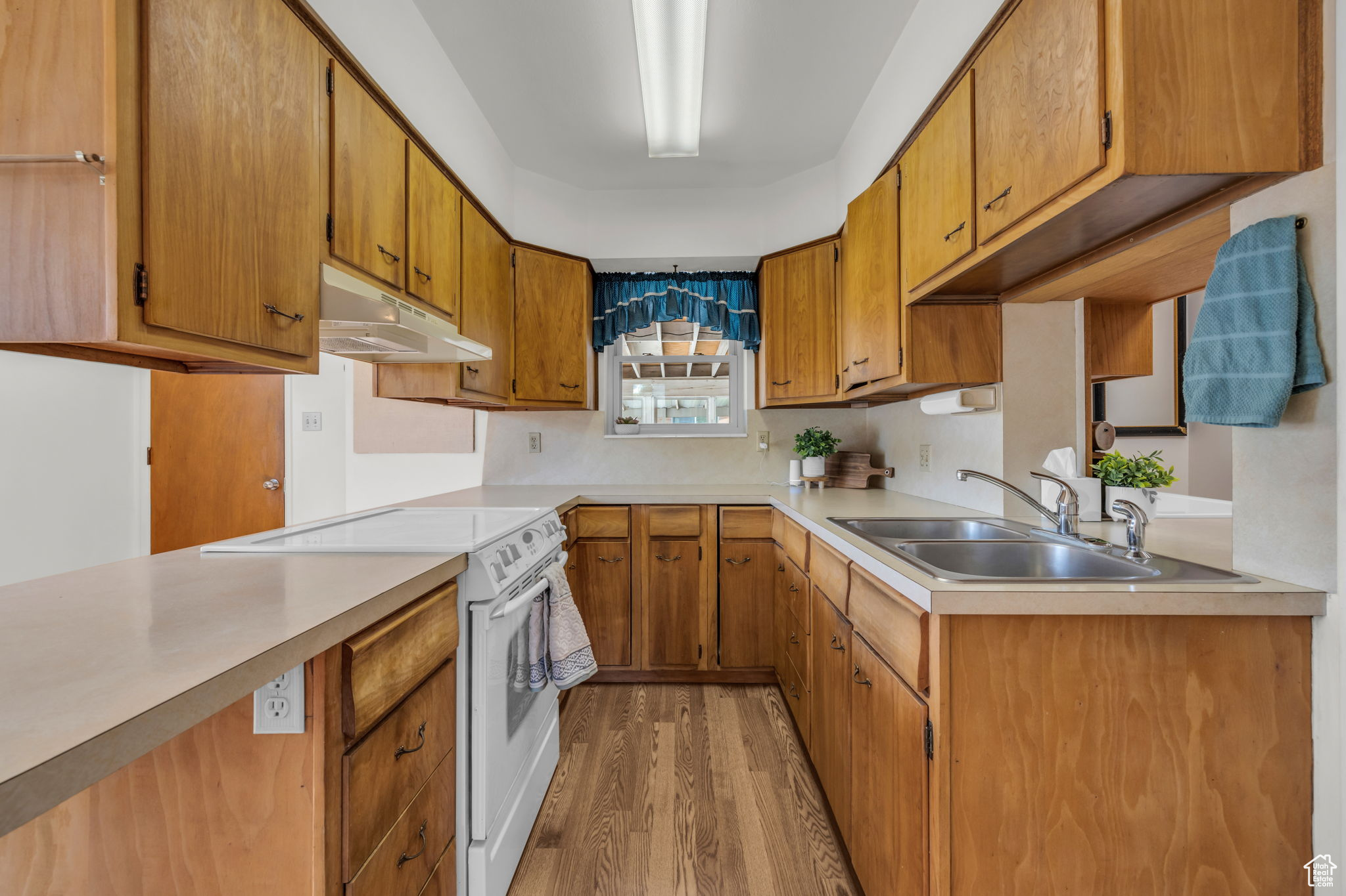 311 E 100, Springville, Utah image 11