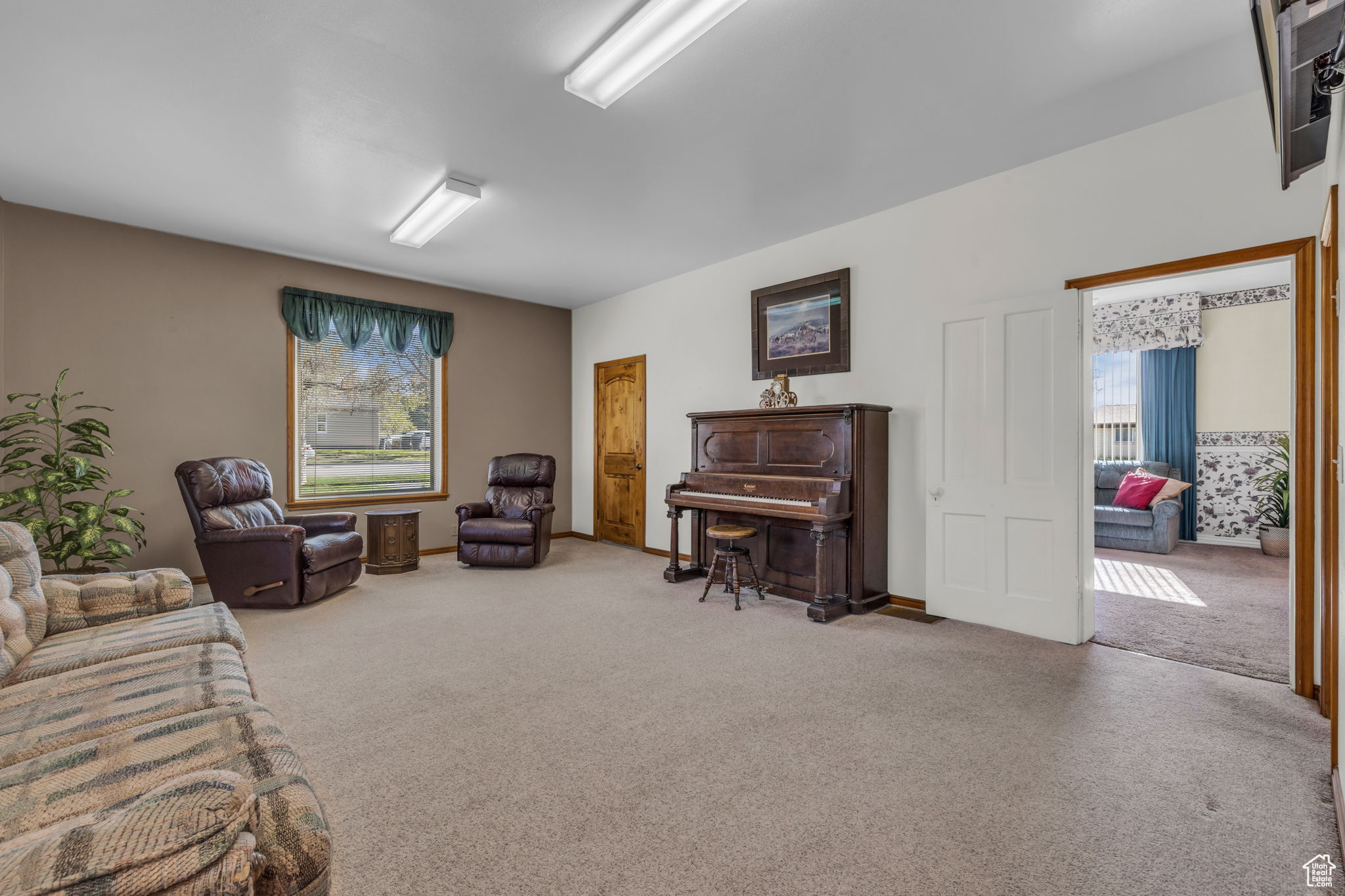 311 E 100, Springville, Utah image 9