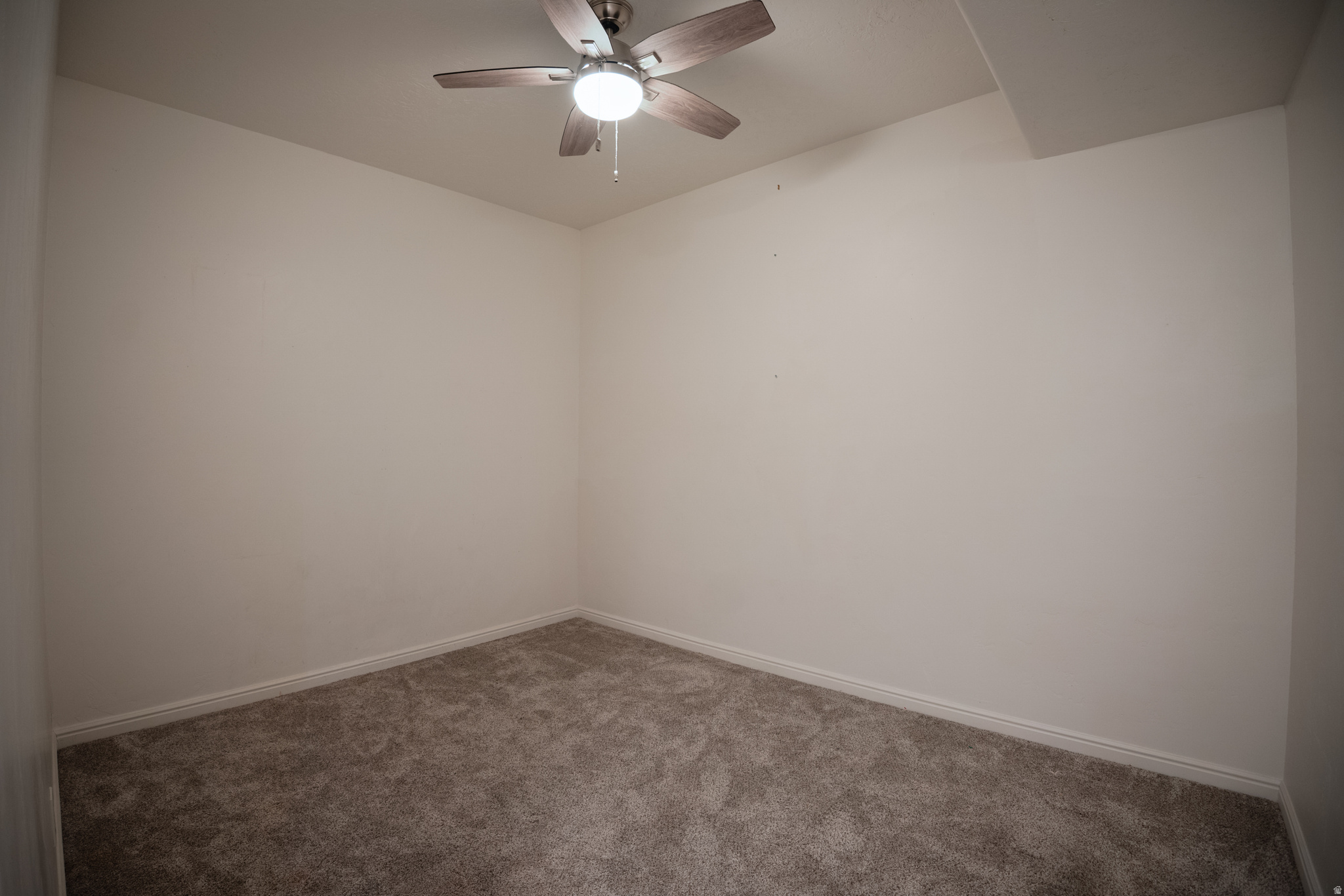 COMISKEY PARK - Residential