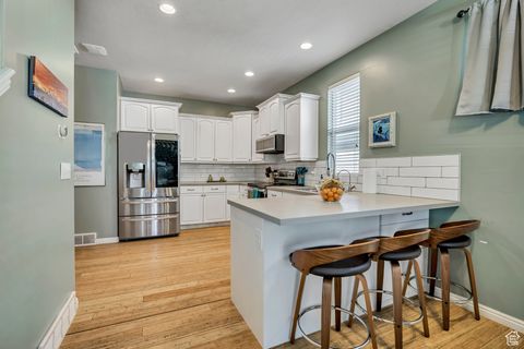 Tiny photo for 5023 W CURRANT DR, South Jordan, UT 84009 (MLS # 2101096)