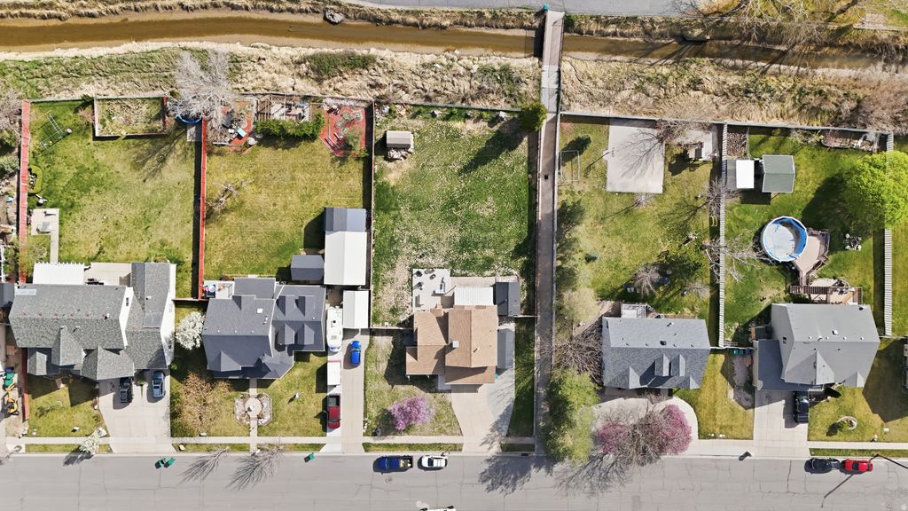 Photo of 373 W 1500 N, Harrisville, UT 84404 (MLS # 2146589)