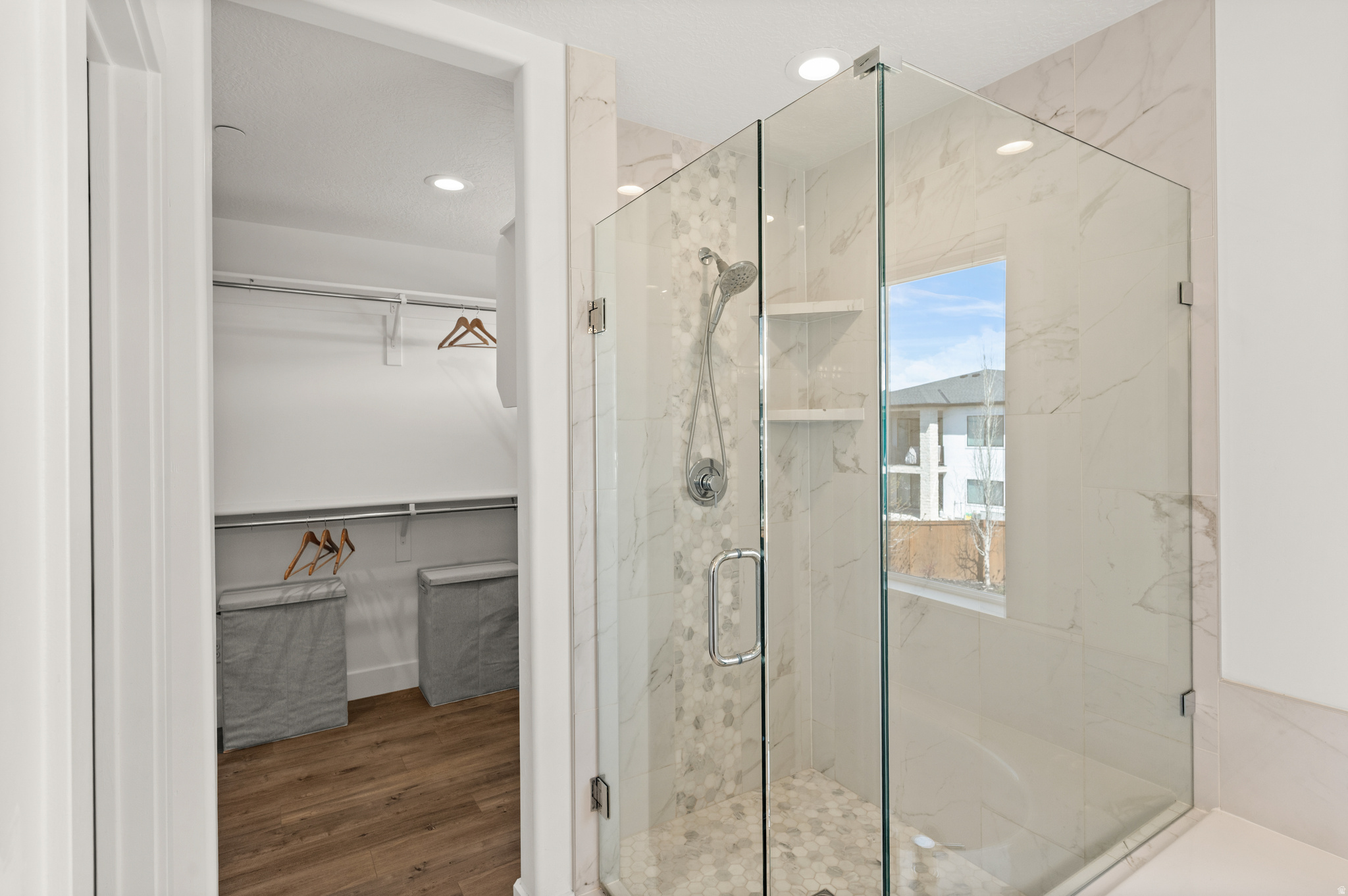 SUNCREST | EDELWEISS - Residential